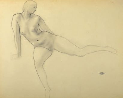 André DERAIN (1880-1954) Femme nue Dessin au crayon noir et à l'estompe, porte le...