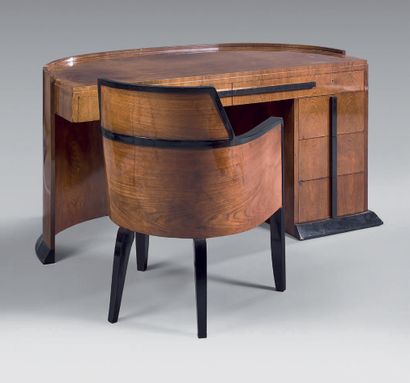 DJO-BOURGEOIS (1898-1937) (ATTRIBUÉ À) Walnut veneered half-moon desk with a side...