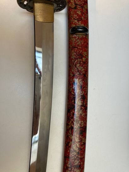 WAKIZASHI Polished blade of 45 cm, nakagoubu, one mekugi-ana. O kissaki, tempered...