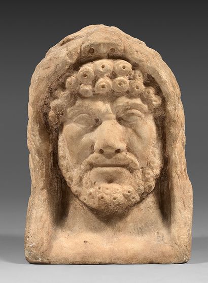 Head of Hercules wearing a leonté. Marble...