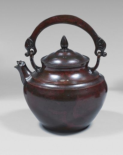 JAPON Brown patina bronze coffee pot with removable top. Early 20th century. H :...