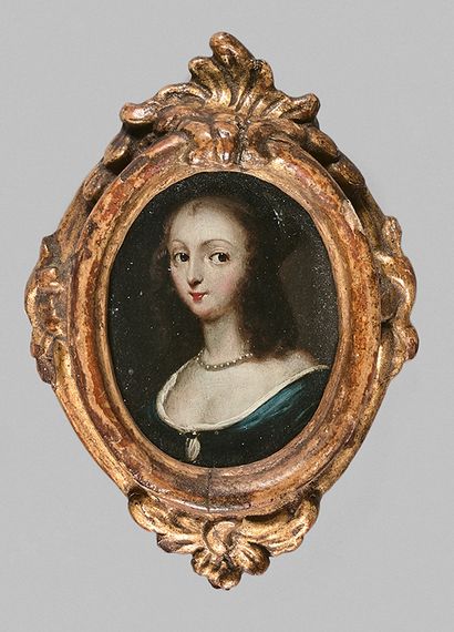 École Française du XVIIe siècle 
Portrait of Ninon de Lenclos.
Oval miniature painted...
