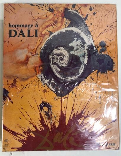 null Hommage à Dali  numéro Spécial du XX è Siècle - complet d une lithographie en...