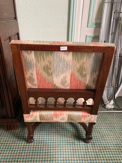 null Paire de fauteuils de style Louis XIII

H : 93 cm L : 68 cm P 58 cm

Lot vendu...