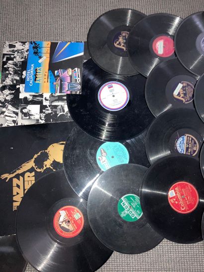 null Lot de disques à microsillons pour gramophone et 33 tours et 45 tours et divers

Maurice...