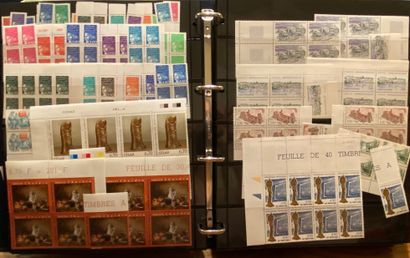 null FRANCE Issues 1940/2000 : Important stock of mint stamps, in blocks, detached...