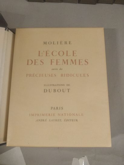 null 
Lot de livres : Molière, 8 volumes in-8 brochés sous chemises et étuis, illustrations...