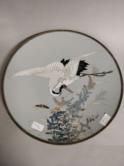 null JAPAN Two cloisonné dishes, one large one with a crowned crane in flight with...