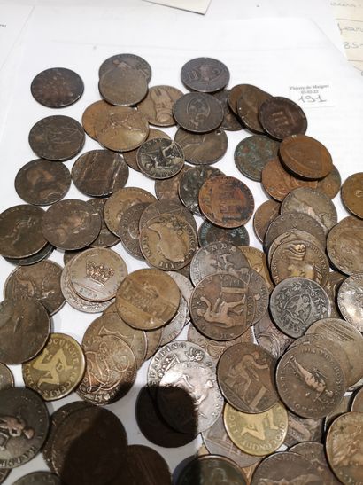 null Lot of Tokens, Hal Penny of the 18th and 19th centuries. Wear.