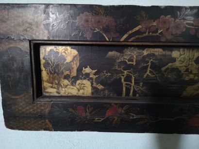 null Pair of lacquer panels decorated with a landscape on the edge of a river, lacquer...