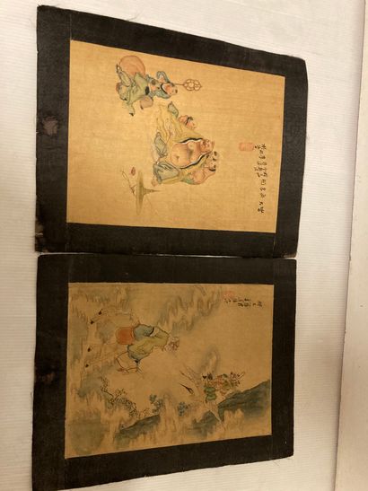 CHINE - Première moitié du XXe siècle Deux peintures sur soie peintes en polychromie,...