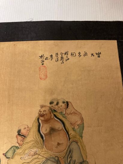 CHINE - Première moitié du XXe siècle Deux peintures sur soie peintes en polychromie,...