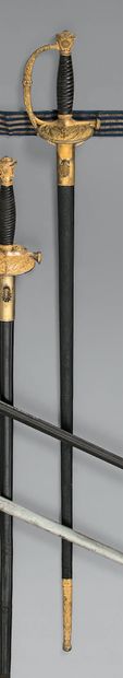 null Épée d'officier de marine modèle 1837/1853, garde en laiton entièrement ciselée...