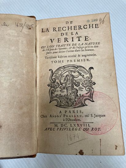 null Lot comprenant un ensemble de volumes du 17ème et 18ème siècle :

Traité des...