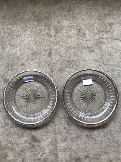 null 
Two crystal and silver plates



PB : 1 100 g.




Sold as is
