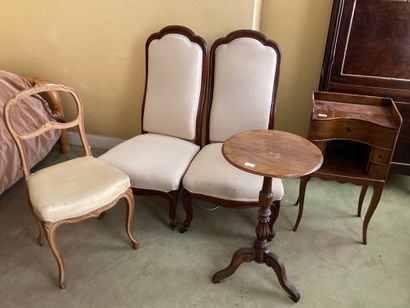 null Lot including: a Louis XV style chair, two late 19th century chairs (H: 100...