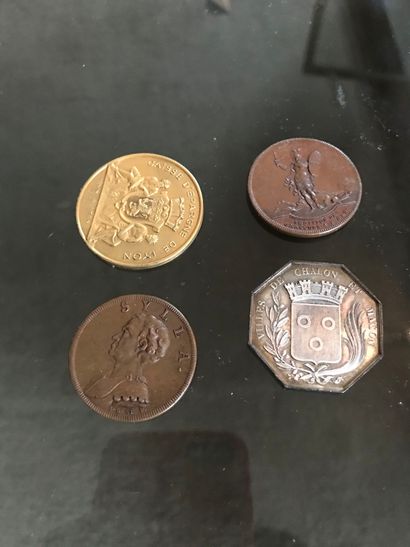  4 coins or coins 
Lot sold as is