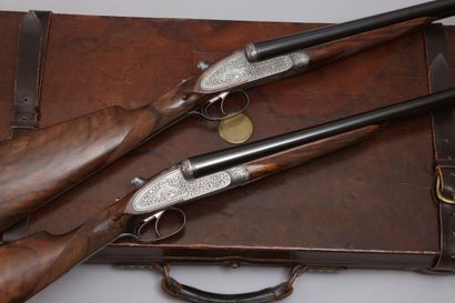 null Pair of Holland & Holland rifles mod. Royal Hammerless. Ejector calibre 12.65...