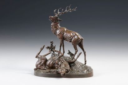 null Jules Edmond MASSON (1871-1932). The deer fight. Bronze with a shaded brown-green...