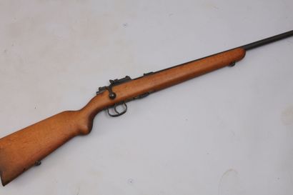 null Rifle MAS Mod. 45 calibre 22 long rifle (n°17220). Barrel of 60 cm pistol grip....