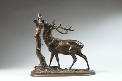 null Pierre Jules MENE (1810-1879). Deer with a leaf. Bronze with brown patina signed...