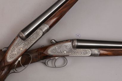 null Pair of Holland & Holland rifles mod. Royal Hammerless. Ejector calibre 12.65...
