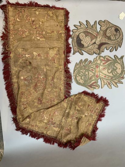 null Document d un tapis de table en entretaillure rebrodée, Italie, XVIe siècle,...