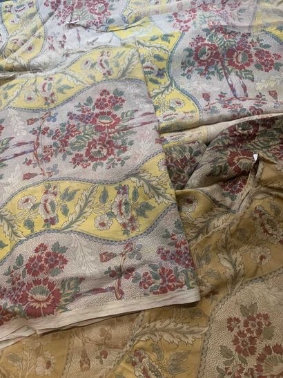 null Garniture d un lit en Indienne, France, XIXe siècle. Typologie de décor du Val...