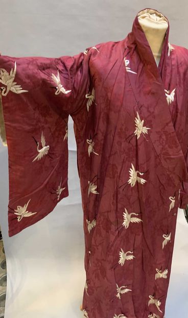 null Kimono d intérieur à la mode Japoniste attribué à Babani, ateliers du Japon...