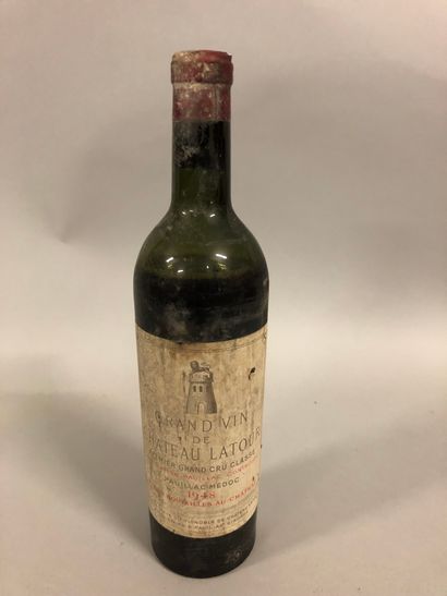 null 1 bouteille Château LATOUR, 1° cru Pauillac 1948 (es, et, ela, V, capsule a...