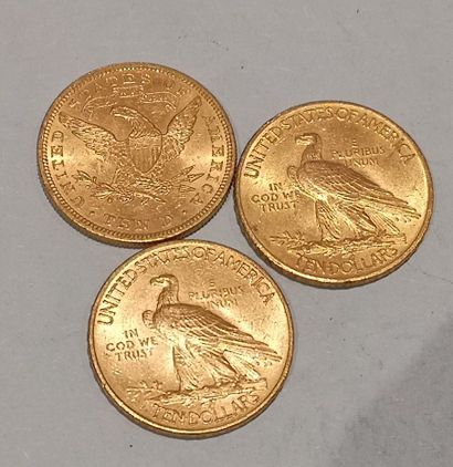 null 
3 pièces de 10 Dollars or datées 1907, 1908 et 1911
Usures





Frais 17 %...
