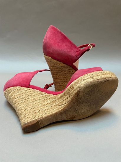 null ENSEMBLE DE 3 paires de chausssures : DIOR - Paire de sandales à talon en cuir...