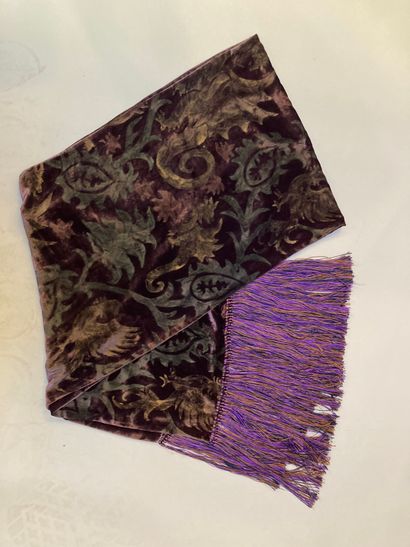 null YVES SAINT LAURENT Paris - plum velvet panne scarf with one side fashioned with...