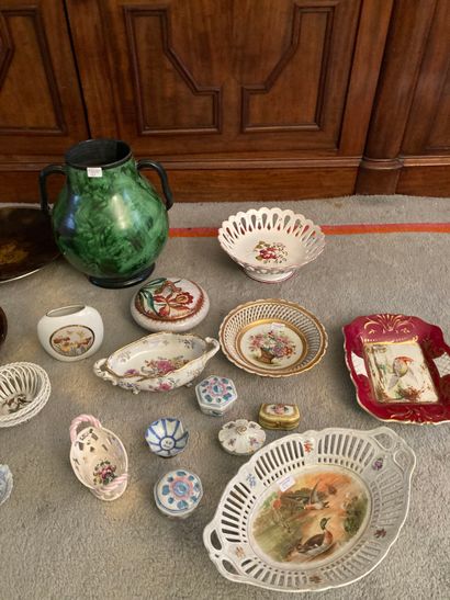 null Ceramic lot including porcelain, earthenware including basket in the taste of...