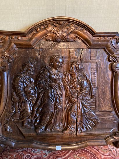 null Two carved wooden plaques 

The Annunciation and perhaps the Visitation 

Partly...