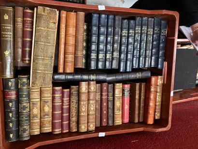  Deux manettes de livres reliés dont Journal de Léon Bloy, Waterloo 1815 et divers...