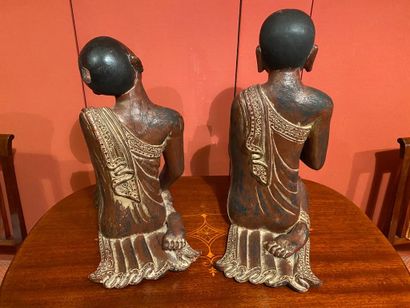 null BURMA or THAILAND

Pair of draped orants in lacquered wood

Work of style

H...