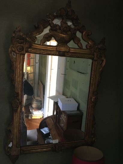 null Miroir à fronton vers 1800 97x63 cm (restaurations, partiellement redoré)