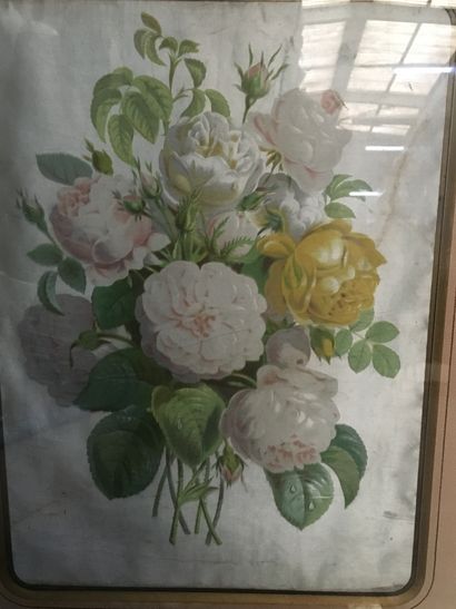 null Ensemble de deux encadrés : Ecole du XIXe, Bouquets de roses, peinture sur soie,...