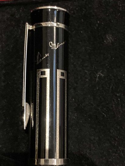 null MONTBLANC. Collection WRITERS, modèle « THOMAS MANN », parure stylo plume et...