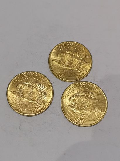 null 
3 pièces de 20 dollars modèle St Gaudens datées 1908


Usures et un accide...