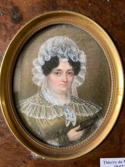 null Quatre miniatures : portrait femme, portrait d'homme, scènes de genre 

Lot...