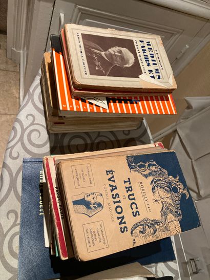 null Important set of documentation and material of an amateur magician in the 30s/40s:

notebooks,...