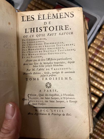 null 
Lot de livres reliés XVIIIe et XIXe dont Histoire de France, Montaigne, Le...