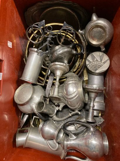 null Lot of pewter and copperware