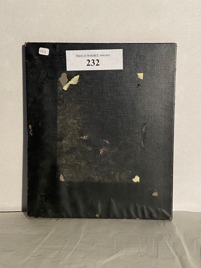 null Black leather photo frame with saddle stitching

circa 1940

28,5 x 23 x 2,5...