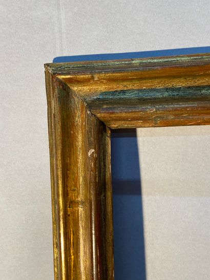 null Cadre en bois mouluré et doré à profil renversé

Italie, XVIIIème

40 x 32,5...