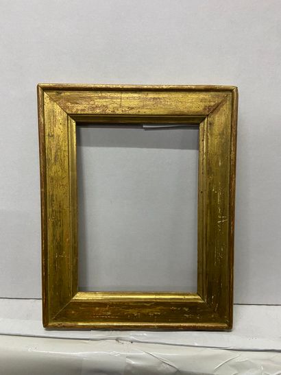 null Wood and gilded paste frame

19th century 

14,5 x 21 x 4 cm 

ref A114