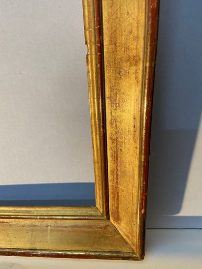 null Grande baguette en bois mouluré et doré dit profil à pente

XIXème

75 x 66...