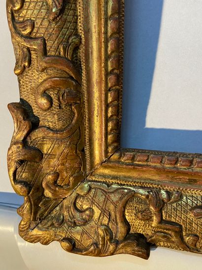 null Carved and gilded wood frame with Bérain decoration

Louis XIV period

47 x...